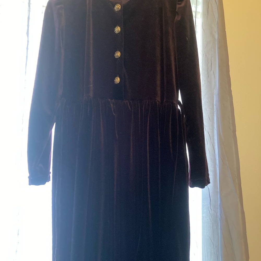 Vintage Avon style velvet dress! Medium